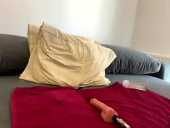 kiwigray — Chaturbate recorded stream image, 21.06.2026 07:40