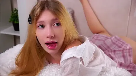 SunnivaCovil — Stripchat recorded stream image, 22.06.2026 17:30