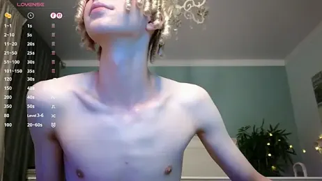 Kudi_Minnt — Stripchat recorded stream image, 23.06.2026 01:20