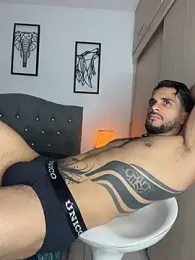 Maximiliano_ford — Stripchat recorded stream image, 23.06.2026 10:00