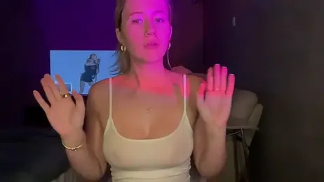 itssosierra — Stripchat recorded stream image, 24.06.2026 02:30