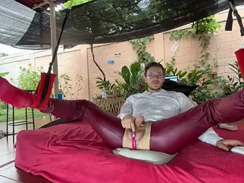 Neil_and_isaac — Stripchat recorded stream image, 24.06.2026 20:10