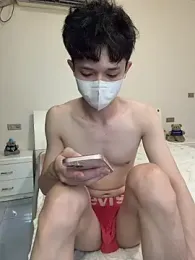 llkiki — Stripchat recorded stream image, 25.06.2026 05:00