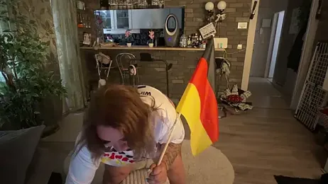 Monageil — Stripchat recorded stream image, 25.06.2026 11:20