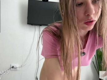tinykisa — Bongacams recorded stream image, 26.06.2026 10:00