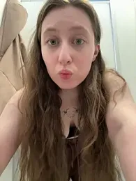 FroggyAnna — Stripchat recorded stream image, 26.06.2026 15:30