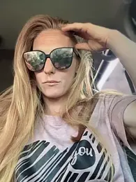 GoldenFlameGoddess — Stripchat recorded stream image, 27.06.2026 20:00