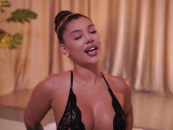NatyDesiree — Bongacams recorded stream image, 28.06.2026 19:10