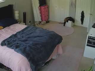 voyeurcam-house-charleys-room — Camsoda recorded stream image, 23.06.2026 23:00