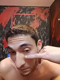 jhonny_thes28 — Stripchat recorded stream image, 29.06.2026 19:00