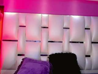 camilavasquezz — Camsoda recorded stream image, 01.07.2026 16:10