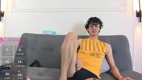 Cum_hunters — Stripchat recorded stream image, 02.07.2026 03:10