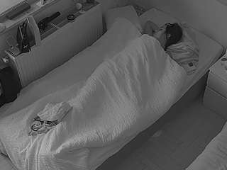 voyeurcam-julmodels-bed-7 — Camsoda recorded stream image, 01.07.2026 01:30