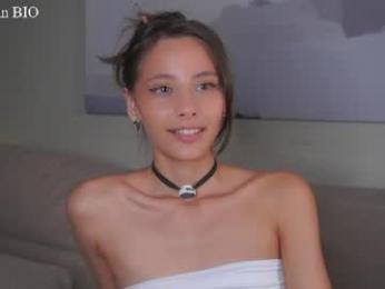 falinecrosthwaite — Chaturbate recorded stream image, 05.07.2026 09:10