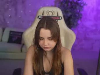 bright_diamonds_054 — Chaturbate recorded stream image, 05.07.2026 07:30
