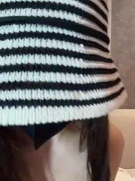 nide-laoshi — Stripchat recorded stream image, 06.07.2026 15:10