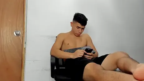 andrew_rose_ — Stripchat recorded stream image, 06.07.2026 19:00