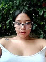 -VICKKY — Stripchat recorded stream image, 11.03.2025 19:50