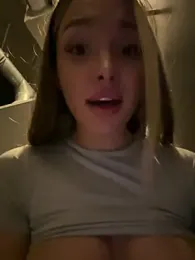 barbiehumpxxx — Stripchat recorded stream image, 08.07.2026 22:20