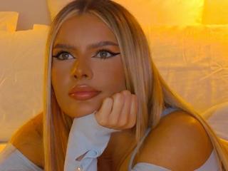 Anais A — Flirt4free recorded stream image, 11.03.2025 18:00