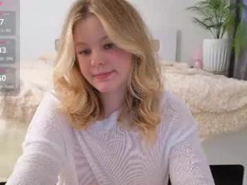 dianaholiday — Chaturbate recorded stream image, 12.07.2026 17:10
