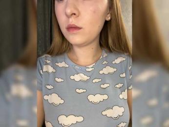AlinaRay — Bongacams recorded stream image, 14.07.2026 14:20