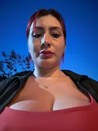 LINDA_PATTY94 — Stripchat recorded stream image, 16.07.2026 22:00