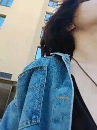 MickeQuinee — Stripchat recorded stream image, 17.07.2026 09:10