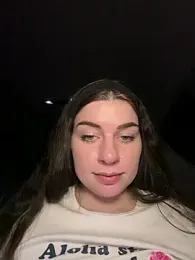 EllyNora — Stripchat recorded stream image, 17.07.2026 20:40