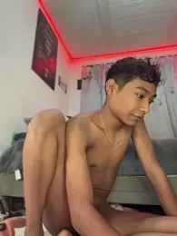 alejo_cute — Stripchat recorded stream image, 18.07.2026 14:30