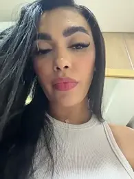 emma_andrew1 — Stripchat recorded stream image, 19.07.2026 21:10