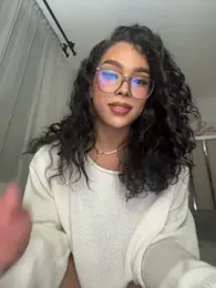 Samantha_Bernardo — Stripchat recorded stream image, 23.07.2026 01:30