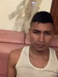 Emiliano_Reyes — Stripchat recorded stream image, 23.07.2026 04:20