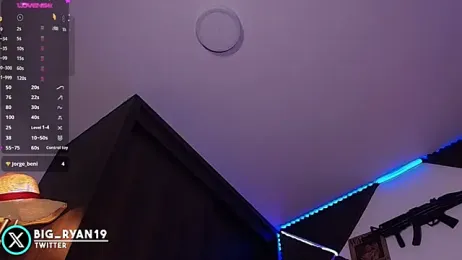 bigryann23 — Stripchat recorded stream image, 24.07.2026 03:20