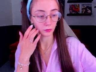 lexi-split — Camsoda recorded stream image, 26.07.2026 01:00