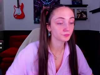 lexi-split — Camsoda recorded stream image, 26.07.2026 01:00