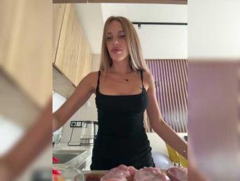 ALVUWKA — Bongacams recorded stream screenshot (12 Mar 2025)