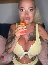 shortybig_official — Stripchat recorded stream image, 27.07.2026 03:50