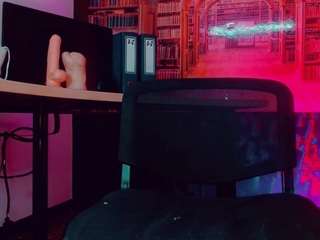 emeli-roushot — Camsoda recorded stream image, 27.07.2026 11:20