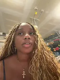 strip4faith — Stripchat recorded stream image, 28.07.2026 05:00