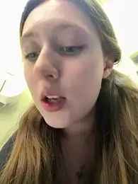 FroggyAnna — Stripchat recorded stream image, 28.07.2026 15:30