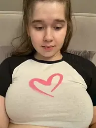 HornyGirlH — Stripchat recorded stream image, 28.07.2026 22:50