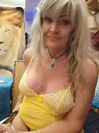 annika_lately — Stripchat recorded stream image, 29.07.2026 03:30