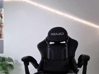 megan-ros — Camsoda recorded stream image, 30.07.2026 04:50