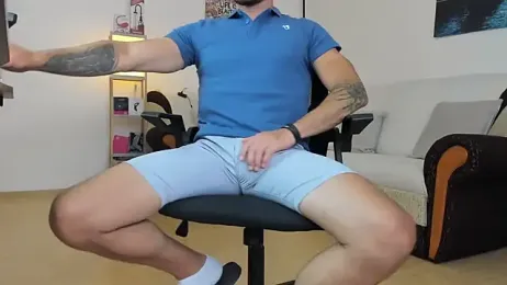marioslim — Stripchat recorded stream image, 30.07.2026 04:30
