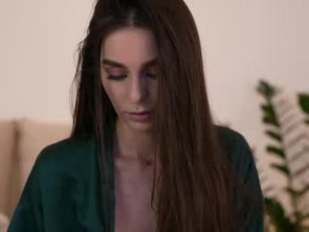 dovia — Chaturbate recorded stream image, 30.07.2026 06:50