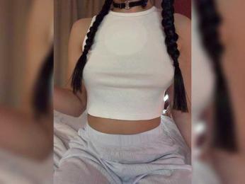 Businka13 — Bongacams recorded stream image, 30.07.2026 19:10
