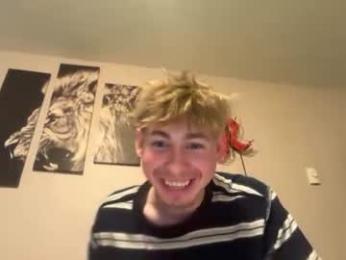 tyler_fox0 — Chaturbate recorded stream image, 31.07.2026 06:30