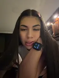 Sarasanders_4 — Stripchat recorded stream image, 02.08.2026 04:50