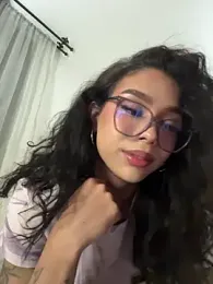Samantha_Bernardo — Stripchat recorded stream image, 02.08.2026 04:30